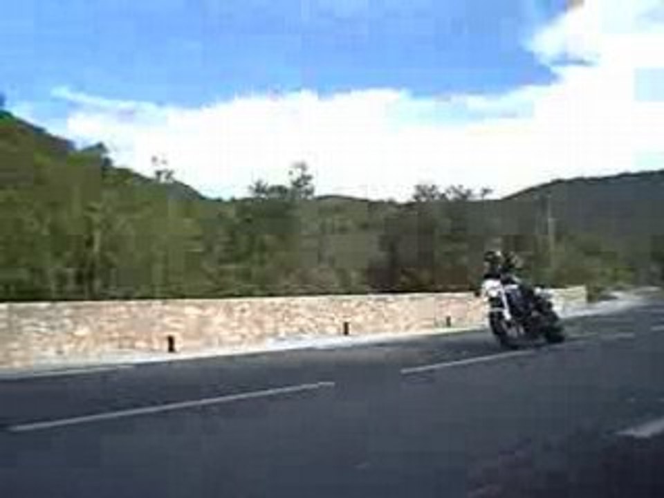 Triumph street triple Mivv GP titanes avec chicanes 2