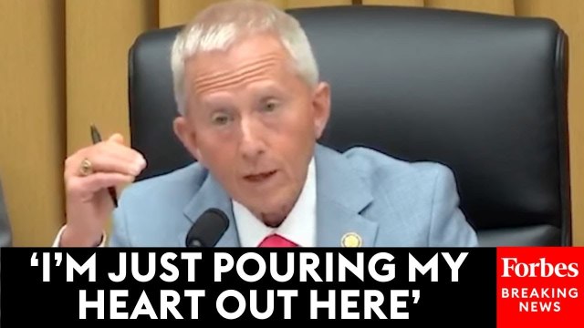 Jeff Van Drew Makes Impassioned Off-The-Cuff Speech Decrying Antisemitism At U.S. Universities