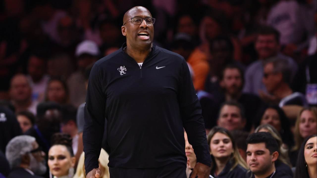 Mike Brown Hired as Knicks Coach for $40 Million Deal
