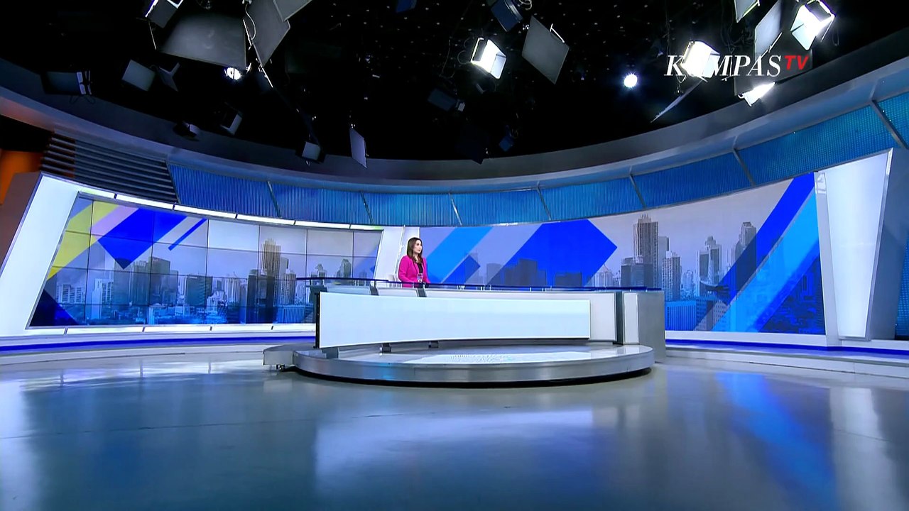 Aksi Helikopter Basarnas Sisiri Selat Bali, Cari 25 Korban Kapal Tenggelam | SAPA PAGI