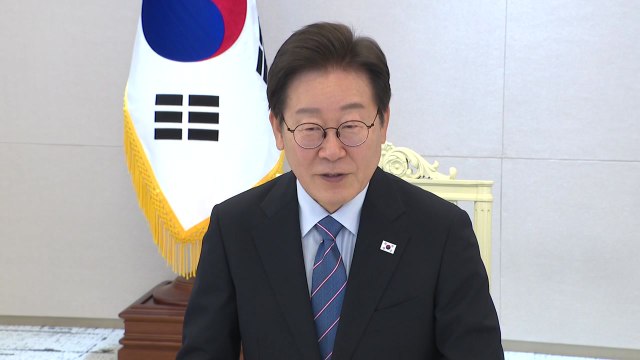 이 대통령, 종교계 지도자들과 오찬…국민 통합 의견 청취 / YTN