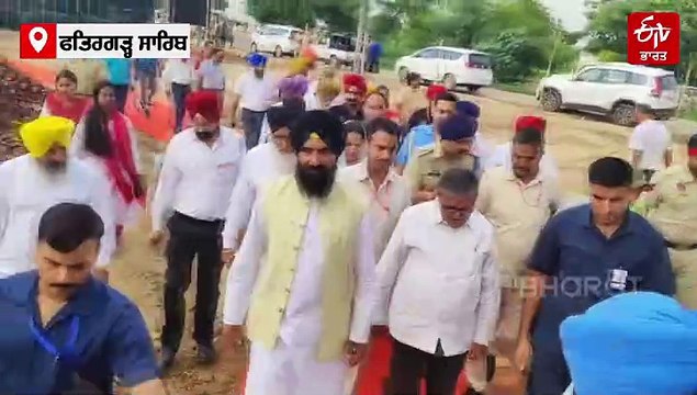 ਦੀਵਾਨ ਟੋਡਰ ਮੱਲ ਦੀ ਜਹਾਜ਼ੀ ਹਵੇਲੀ ਪਹੁੰਚੇ ਗਵਰਨਰ ਗੁਲਾਬ ਚੰਦ ਕਟਾਰੀਆ, ਨਵੀਨੀਕਰਨ ਨੂੰ ਲੈਕੇ ਸਰਕਾਰ ਨੂੰ ਕੀਤੀ ਅਹਿਮ ਅਪੀਲ