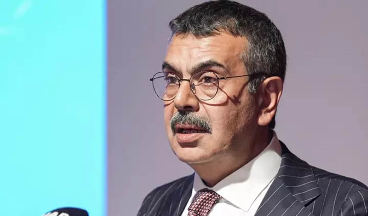 Liselerde eğitim öğretim süresi düşecek mi? Milli Eğitim Bakanı Tekin, TBMM'de yanıtladı