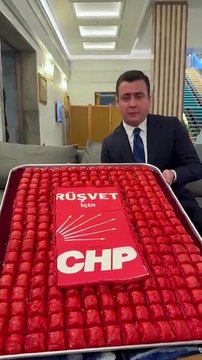 Osman Gökçek CHP'yi rezil kepaze etti! TBMM'ye getirdiği baklava olay oldu