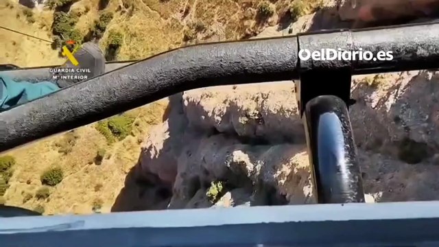 La Guardia Civil rescata a una mujer con los dos tobillos rotos tras caerse mientras hacía escalada en Riglos (Huesca)