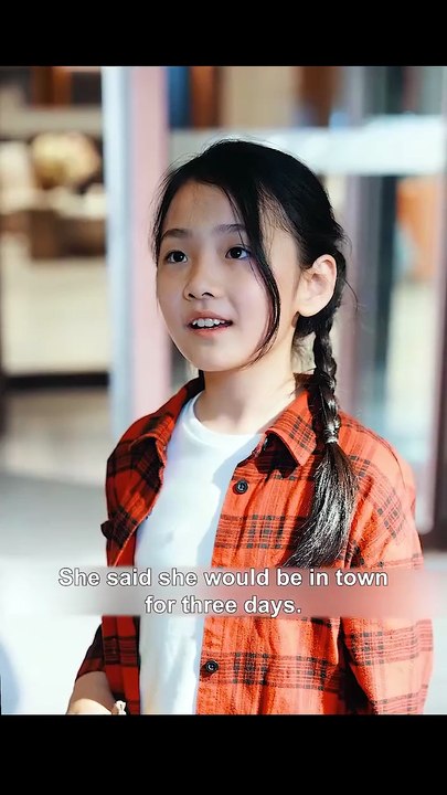 She Gave a Little Girl $100… 18 Years Later, That Girl Saved Her Empire