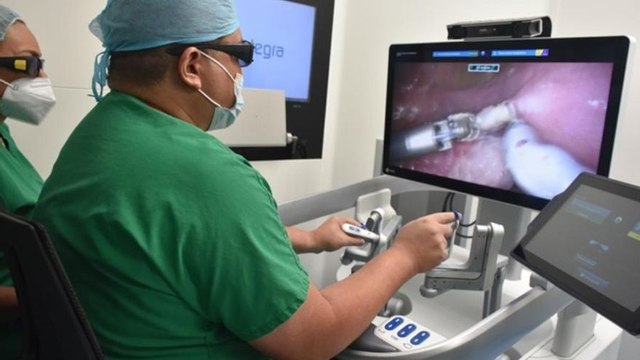 Ciudad de la Salud logra 270 cirugías con robots e inteligencia artificial