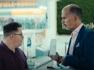 "Ganzer halber Bruder": Trailer zur Komödie mit Christoph Maria Herbst