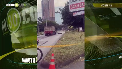 Se lo llevó una tractomula llegando a Mayorca: grave accidente en la Av. Regional provoca trancón