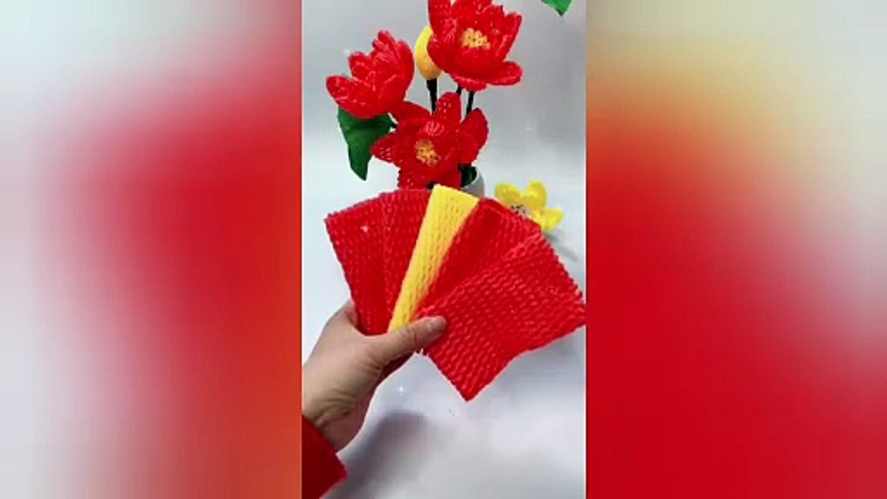 making flowers from used pear wrappers