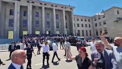 CHP'li ve AKP'li vekiller sokakta karşı karşıya geldi