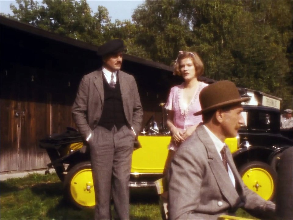 Berlin Alexanderplatz Folge 12