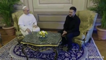 Papa Leone riceve Zelensky a Castel Gandolfo: "Come vanno le cose?"