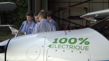 First cross-channel tour in a certified electric plane stops in Kent