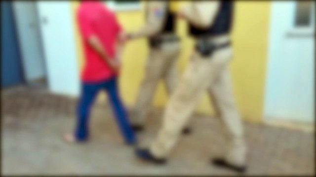Homem é detido por violência doméstica após agredir companheira no Riviera