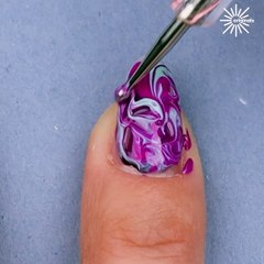 The best way to create marble nails! 💅🍥