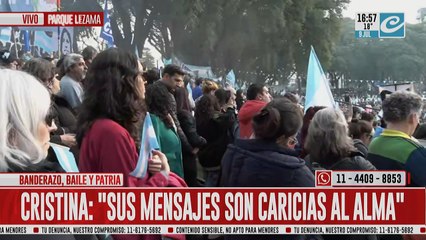 Cristina Kirchner: "Cuando los escucho pasar por mi casa, son caricias al alma"