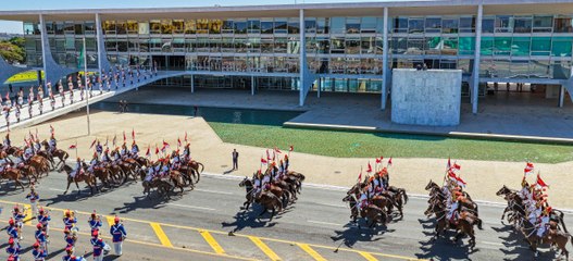 Momen Prabowo Disambut Hangat Presiden Brasil di Istana, Upacara Resmi dan Merah Putih Berkibar