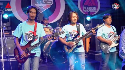 Ghe Gher Aeng Mata - Adelia