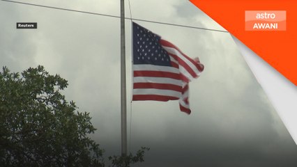 Bendera dikibar separuh tiang, hormat mangsa banjir