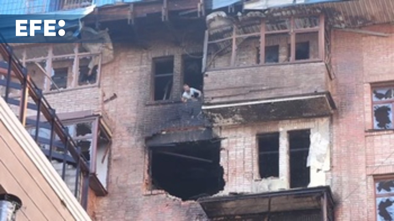 Un ataque ruso a Ucrania deja dos muertos y 16 heridos en la ciudad de Kiev