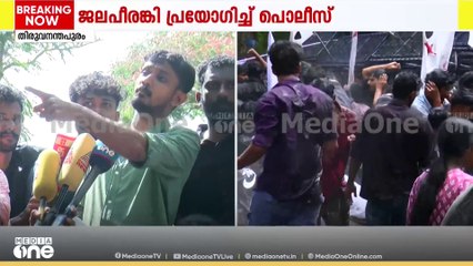 'ബാരിക്കേഡ് വച്ചാൽ ഞങ്ങളിവിടെ നിൽക്കുമെന്നാണ് കരുതിയത്, മറിച്ചിട്ട് ഒന്ന് കാണിച്ചുതന്നെന്ന് മാത്രം'