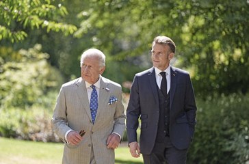 Charles III : ce cadeau très français offert par Emmanuel Macron à Windsor