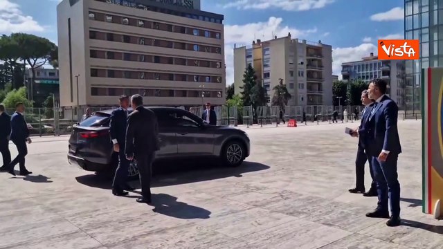 Meloni arriva alla Conferenza sulla ricostruzione dell’Ucraina alla Nuvola a Roma