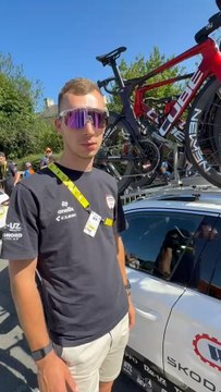 Antoine Loy, mécanicien de l’équipe Intermarché-Wanty, nous décrit le vélo Cube de Biniam Girmay