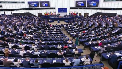 Von der Leyen supera la moción de censura de la ultraderecha con el respaldo del Parlamento Europeo
