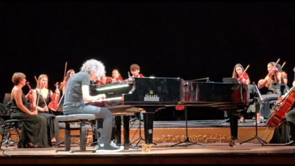 Giovanni Allevi porta "Musica dall'anima" a "La Fenice" di Venezia