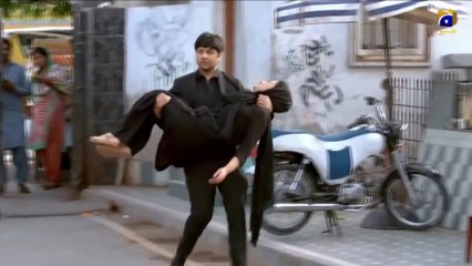 Fareha Pervaiz and Mehwish Hayat Lift Carry