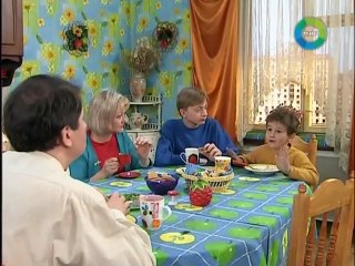 Дружная семейка ( Не проси ничего у Сильных ) 55 серия.