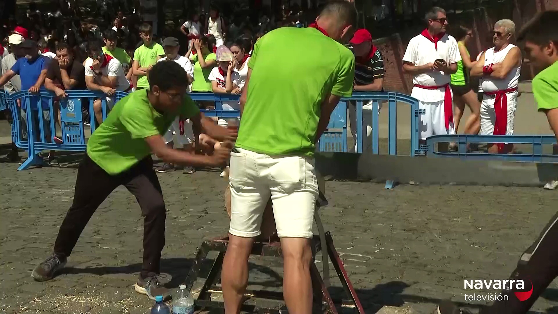 El deporte rural protagonista en la Plaza de los Fueros
