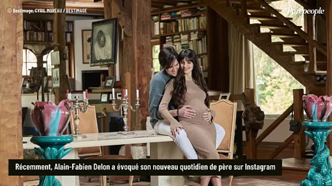 Alain-Fabien Delon papa de Romy : cette photo hautement symbolique de son nouveau quotidien