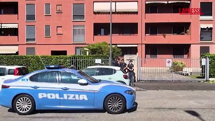 Milano, uccide la madre e si uccide gettandosi dal palazzo: le immagini dal luogo della tragedia