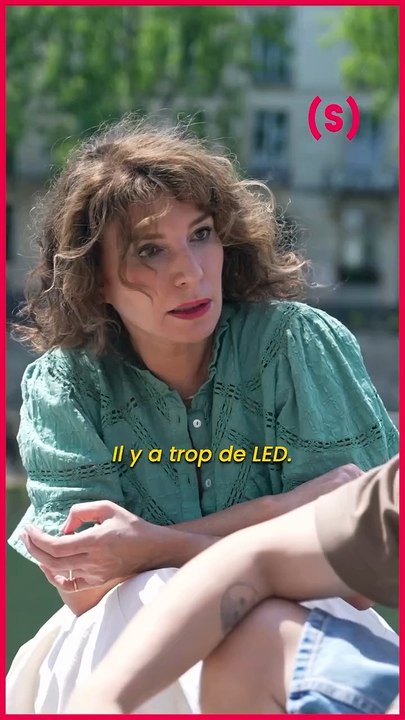 SIMONE - À CÔTÉ : le quiproquo