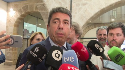 Mazón dice que Camps "siempre" tendrá su respeto y elude valorar su intención de liderar el PP