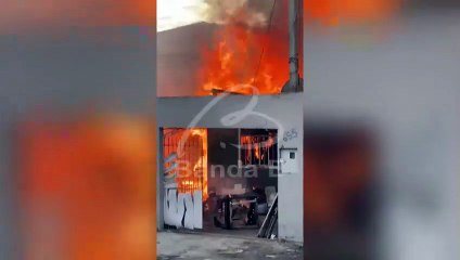 Ex-inquilino é suspeito de incendiar casa de madeira após ser despejado