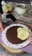 Fudge de chocolate e maçã, uma sobremesa superfácil de fazer com apenas 2 ingredientes!