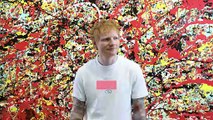Ed Sheeran debutta nell'arte: i suoi quadri in stile Pollock non convincono