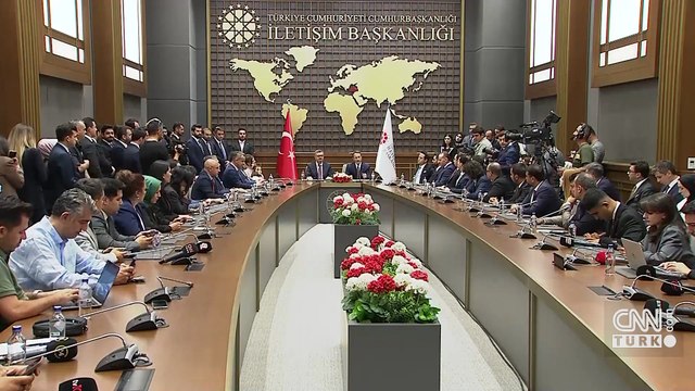 İletişim Başkanlığı'nda devir teslim: Fahrettin Altun görevini Burhanettin Duran'a devretti