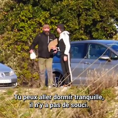 À 70 ans   il fouille les poubelles pour se nourrir 😰