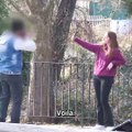 Un photographe flirt avec une jeune fille de 14 ans 😨