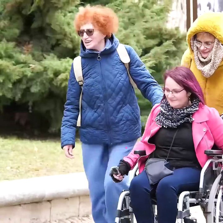 Les gens sont-ils vraiment solidaires ? Vérifions ! 😮