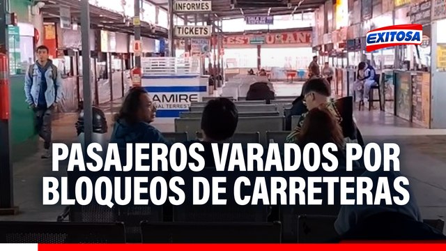 Pasajeros varados tras suspensión de buses hacia el sur por bloqueo de carreteras