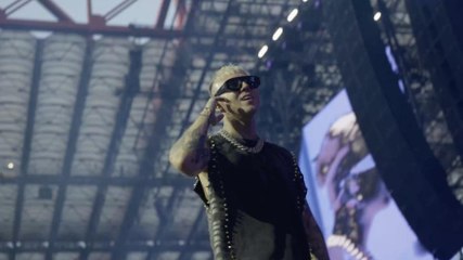 Lazza infiamma San Siro: guarda il meglio del suo concerto