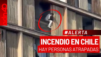 🚨¡Última Hora! Reportan un incendio en edificio de Santigo en Chile, hay personas atrapadas