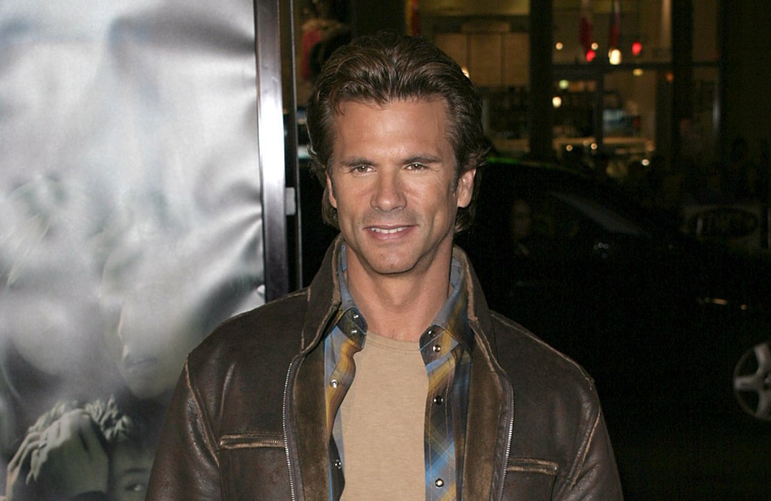 Lorenzo Lamas pone fin a su sexto matrimonio solicitando el divorcio de Kenna Nicole