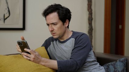 Package Tracking Takes a Dark Turn in “Paper Towels”